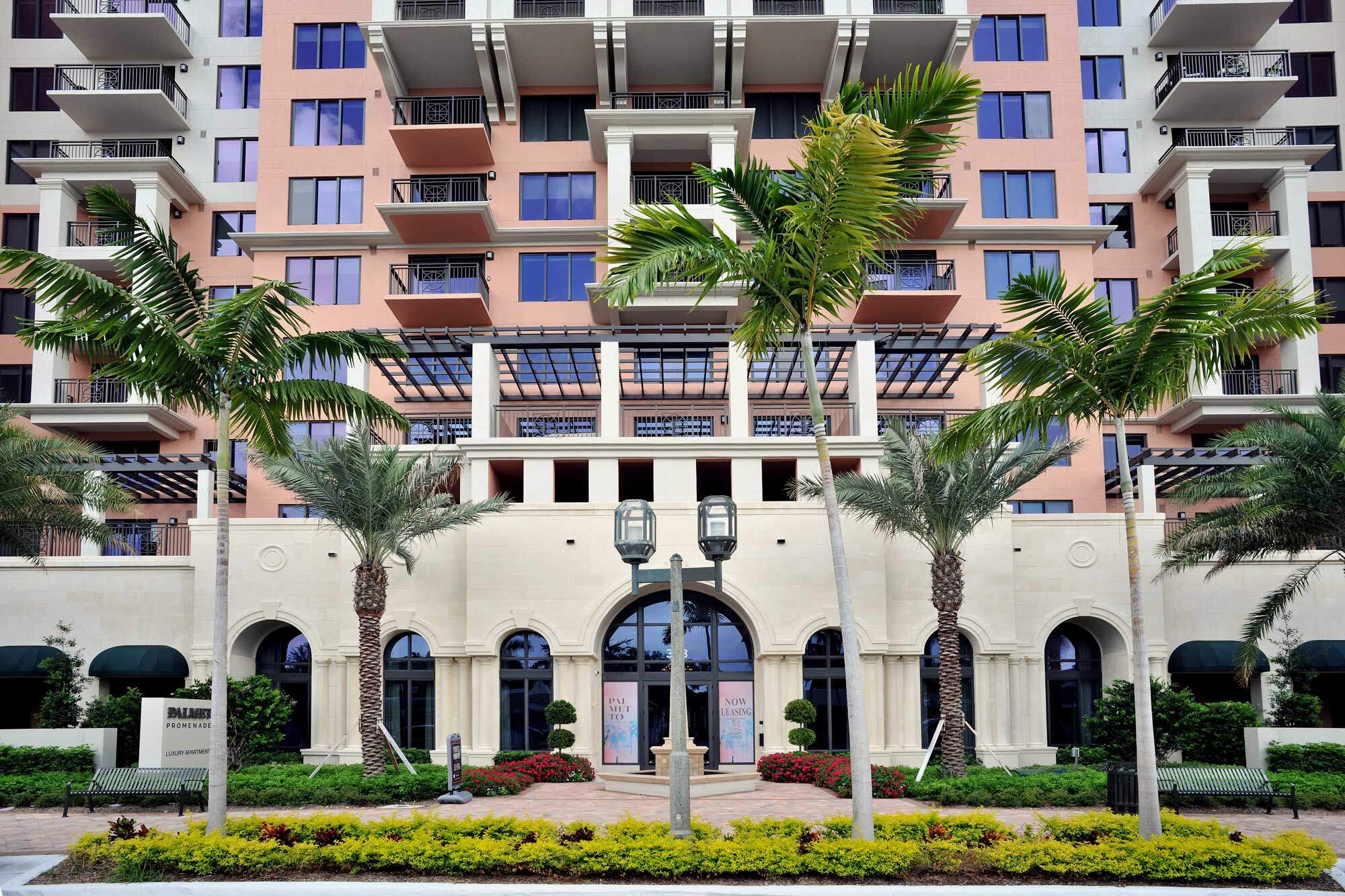 Award Winning Projects - Palmetto Promenade