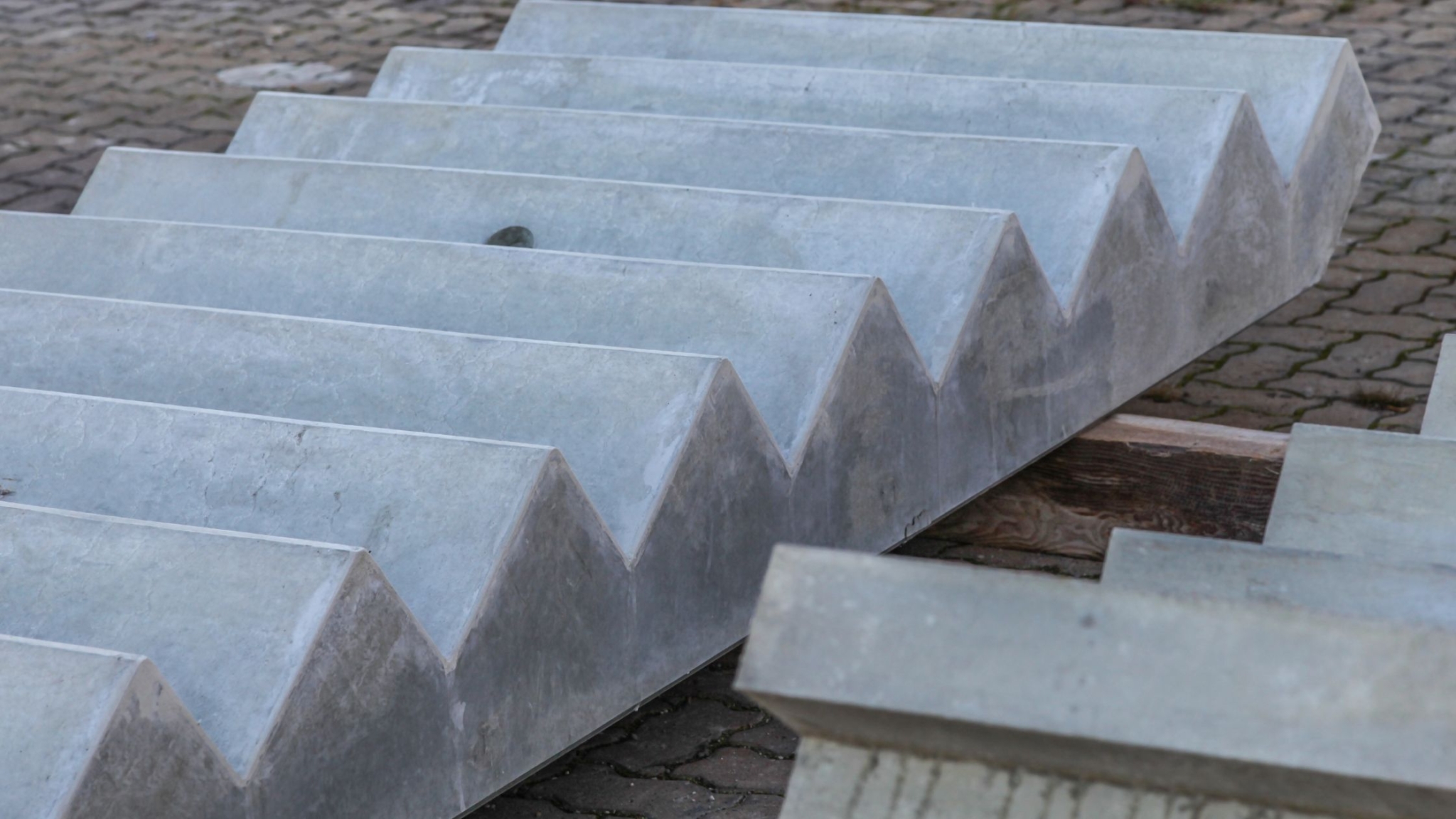 15 Advantages of Precast Concrete Stairs & Steps